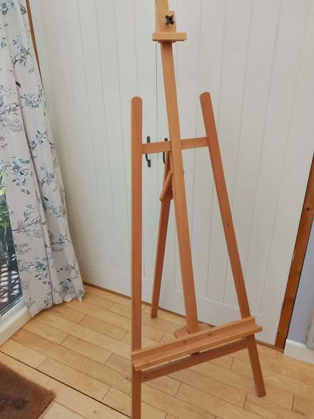 Photo of free Artist's easel (Littlehampton BN17) #1
