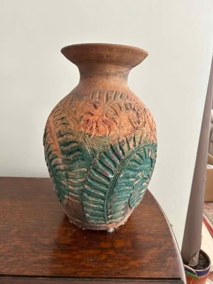 Photo of free Large earthenware vase (Highcliffe BH23) #2