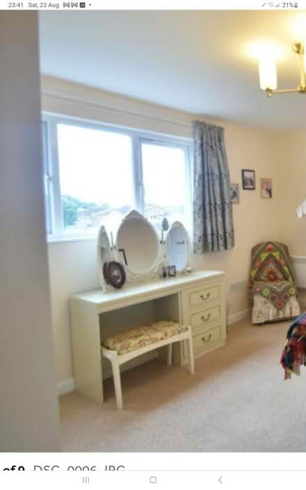 Photo of free Dressing table with stool (Walkley S6) #1