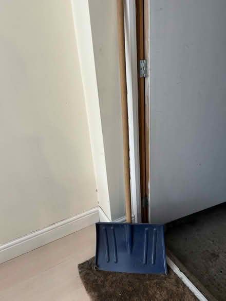 Photo of free Garden shovel (Barkham RG41) #2