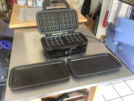 Photo of free Sandwich/Waffle Maker for Students (Berkhamsted HP4) #2