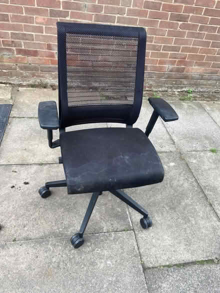 Photo of free Office chair (DE21 Oakwood) #1