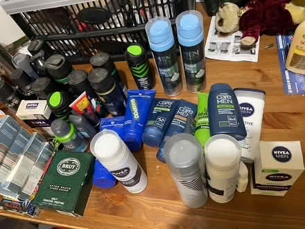 Photo of free Men’s toiletries (Mitcham CR4) #2