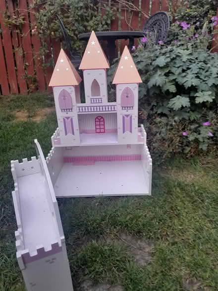 Photo of free Dolls House (Keighley BD20) #2