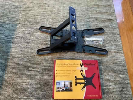 Photo of free TV Wall Mount (Georgetown) #2