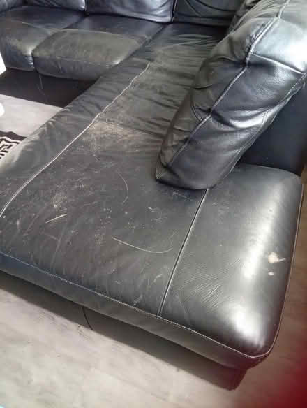 Photo of free Sofa (BR5) #3