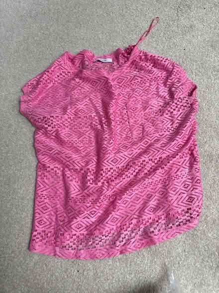 Photo of free Pink top (Tyburn B24) #1