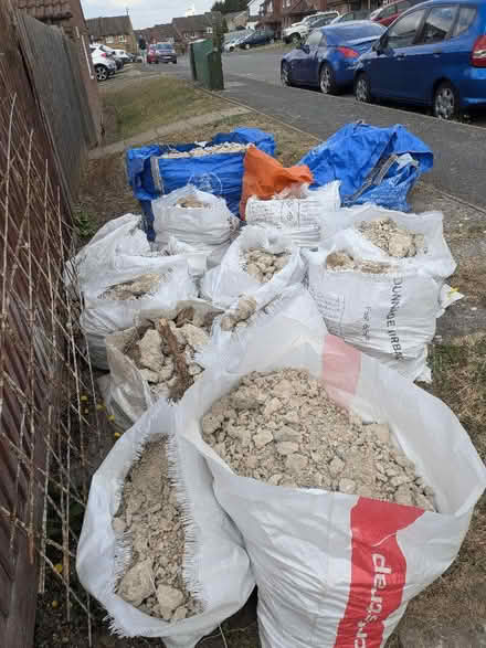 Photo of free hardcore rubble (Bilton Road CV22) #1