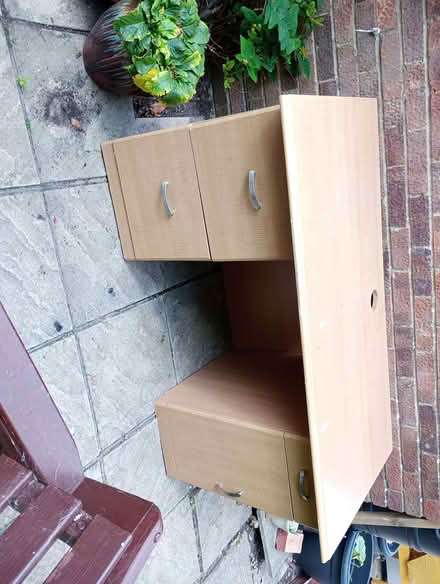 Photo of free Desk (Emsworth PO10) #1