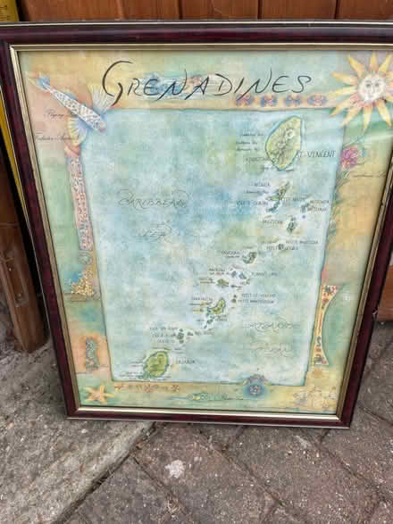 Photo of free Grenadines framed map (Sidley TN39) #1