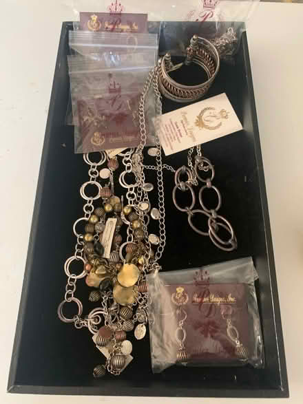 Photo of free Jewelry case with 6 felted drawers (Saratoga) #1