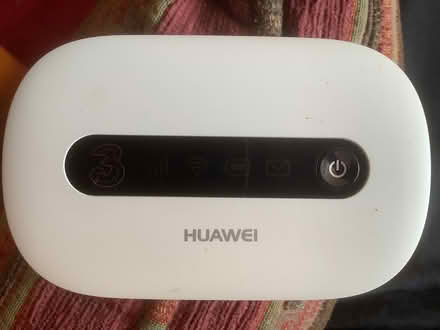 Photo of free Huawei mobile WiFi (Silverstone) #1