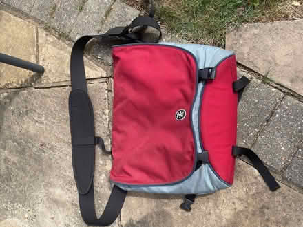 Photo of free Large messenger bag for cycling (Pollards Hill SW16) #1