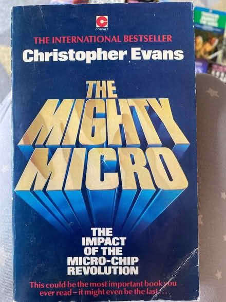 Photo of free Selection of old non fiction paperback books (Barrow upon Soar LE12) #3