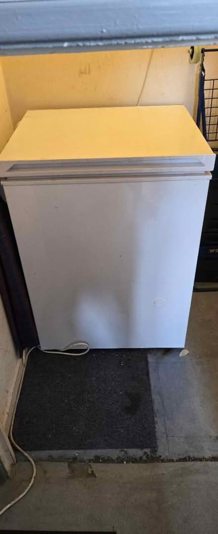 Photo of free Small freezer chest (Figges Marsh CR4) #1