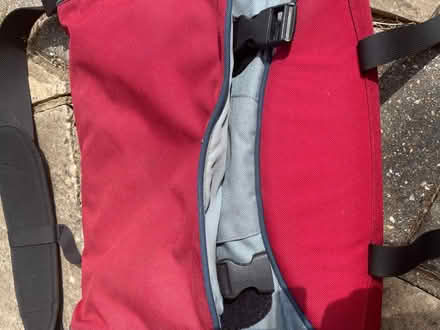 Photo of free Large messenger bag for cycling (Pollards Hill SW16) #2
