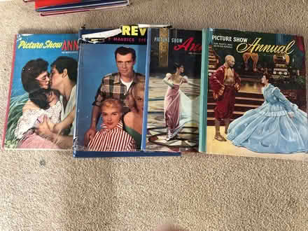 Photo of free MOVIE BOOKS FROM 1950s (North Ascot SL5) #1