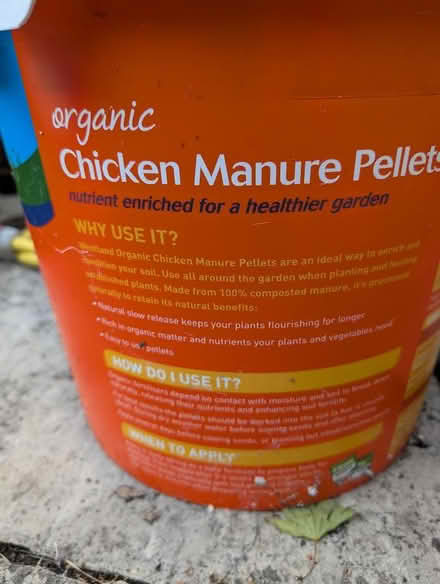 Photo of free Chicken Manure Pellets approx 5kg (Wokingham RG41) #2