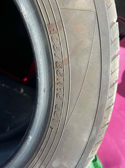 Photo of free Yokohama tyre (SE26) #3