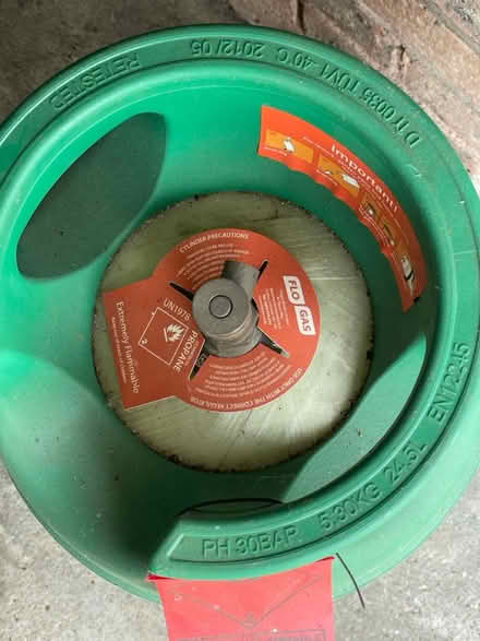 Photo of free Empty gas bottle for bbq (Waltham Abbey EN9) #2