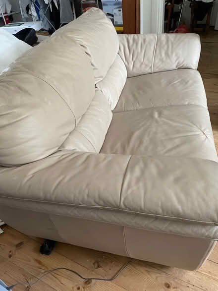 Photo of free Old leather sofa (Chiswick W4) #2