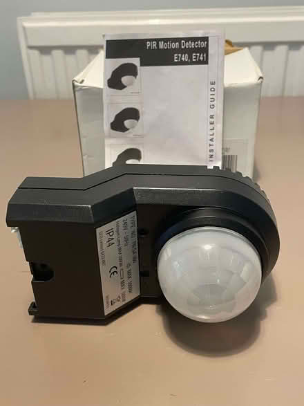 Photo of free PIR motion detector (Battledown GL53) #1