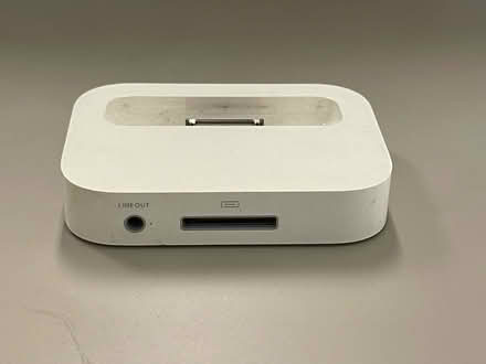 Photo of free Docking station for older iPods (Chingford Mount, E4) #2