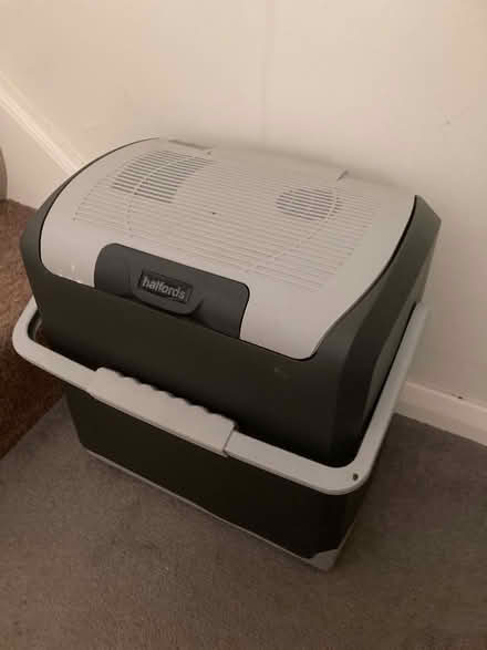 Photo of free Cool box (East Finchley N2) #1