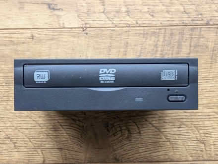 Photo of free DVD/CD RW drive (Hook RG27) #3