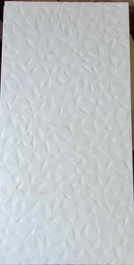 Photo of free White tiles (Wokingham, RG41) #1