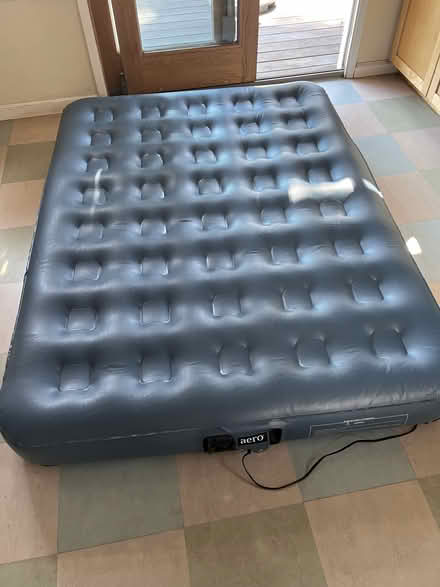 Photo of free Air Mattress with Electric Pump (Oakland) #1