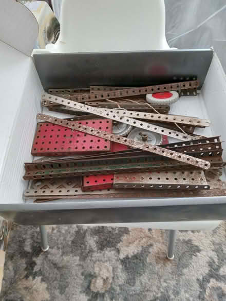 Photo of free Meccano (Whitemans Green RH17) #1