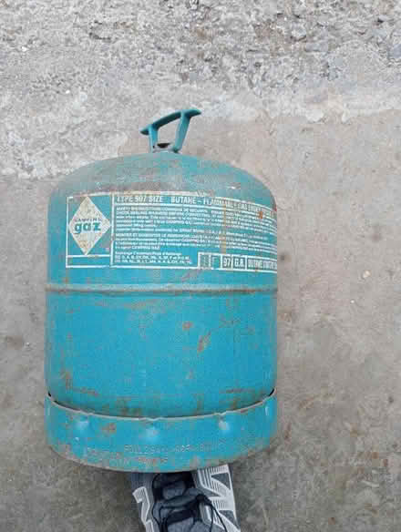 Photo of free Empty 907 camping gaz cyclinder (Dovecote BS37) #1