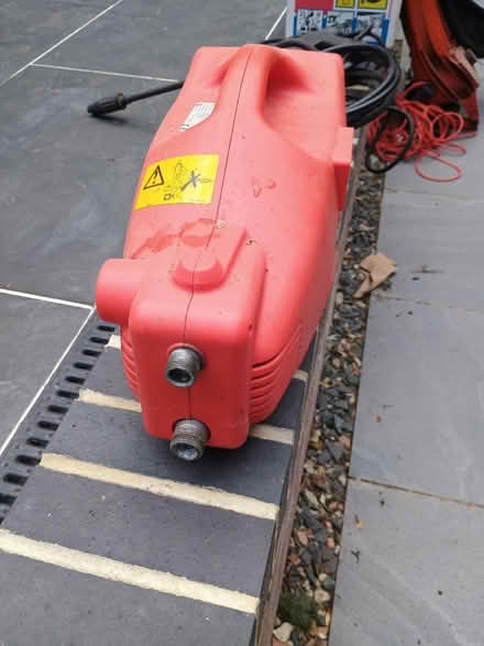 Photo of free Power Devil Pressure Washer (CT2) #4