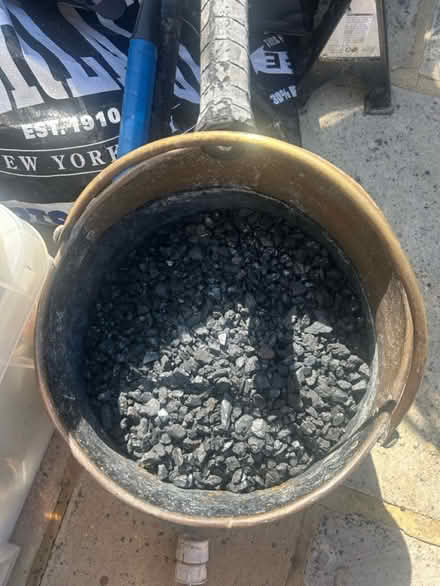 Photo of free Anthracite Grains (coal) (Caterham CR3) #1