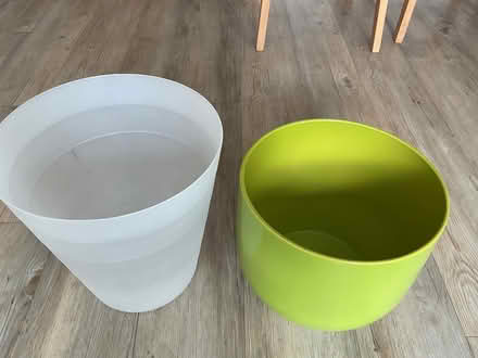 Photo of free 2 x plant pots (St. Albans AL1) #2
