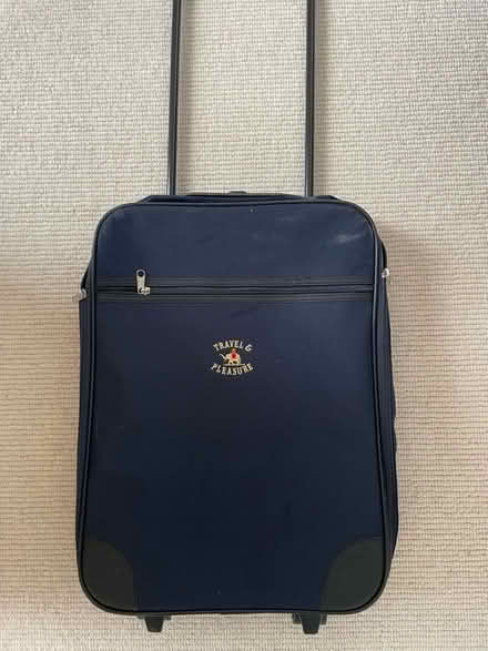 Photo of free Small travel case on wheels (Chesham HP5) #1