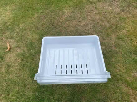 Photo of free Fridge drawn (Wandsworth Common SW12) #2