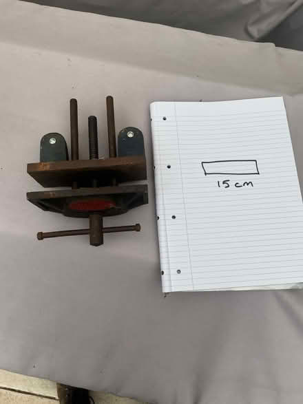 Photo of free Metal vice (AL1) #1