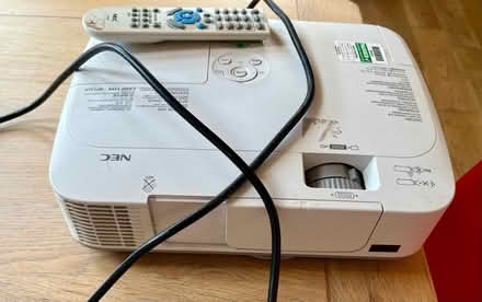 Photo of free Projector (OX4 near Donnington Bridge) #3