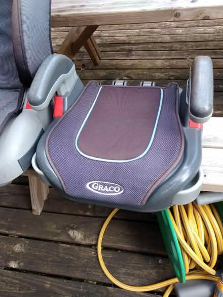 Photo of free Child car seats (Wallingford OX10) #2