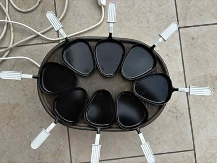 Photo of free Raclette (fully working) (Hinchley Wood KT10) #2