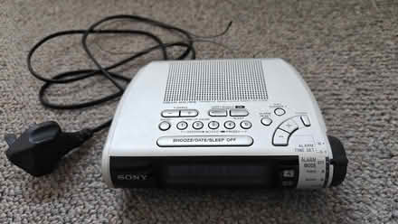 Photo of free Alarm clock radio (Barwick-in-Elmet LS15) #1