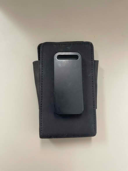 Photo of free iPod holder (Chingford Mount, E4) #2