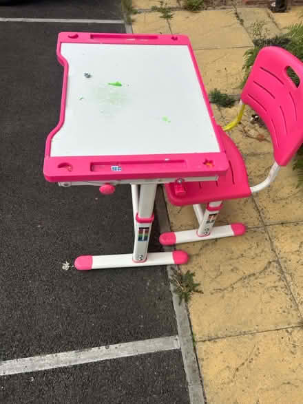 Photo of free Expandable desk and chair for kids (Sutton Courtenay OX14) #1