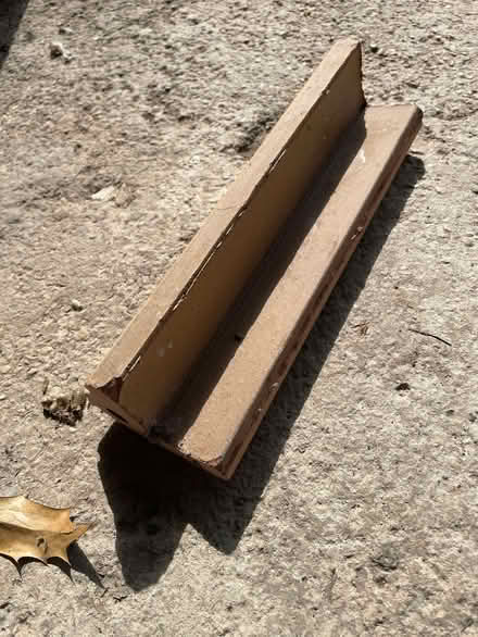 Photo of free Bull nose terracotta step edging (Sandford-on-Thames OX4) #3