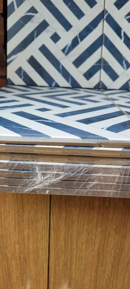 Photo of free Tiles blue and white (Wokingham, RG41) #4