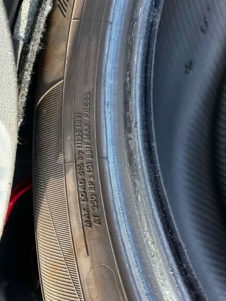 Photo of free Yokohama tyre (SE26) #4