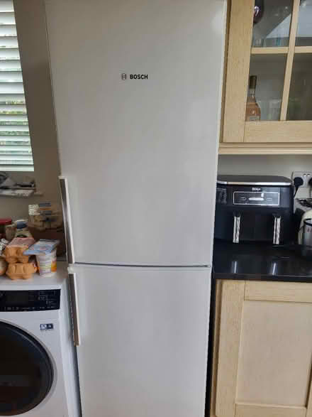 Photo of free Fridge freezer - Bosch (Wandsworth Common) #1