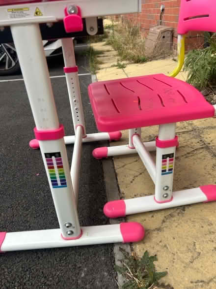 Photo of free Expandable desk and chair for kids (Sutton Courtenay OX14) #2